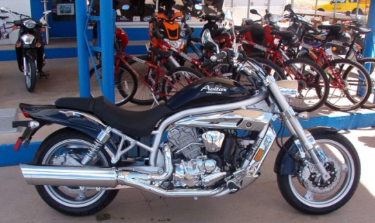 I have Hyosung GV650 black I have Hyosung GV650 black