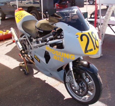 hyosung gt 650 in the pits