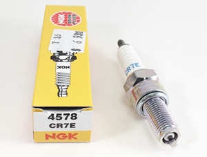 NGK CR7E spark Plug Blur 220i